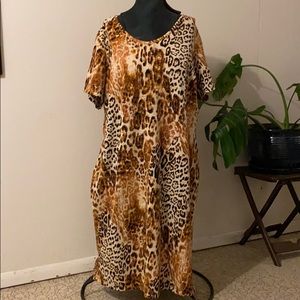 Cheetah T-shirt Dress